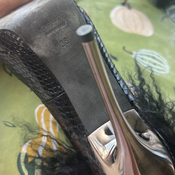 $1900 LANVIN Runway shoes - Picture 7 of 10